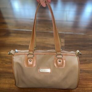 Classic Tan Barrel Shoulder Bag - Grab